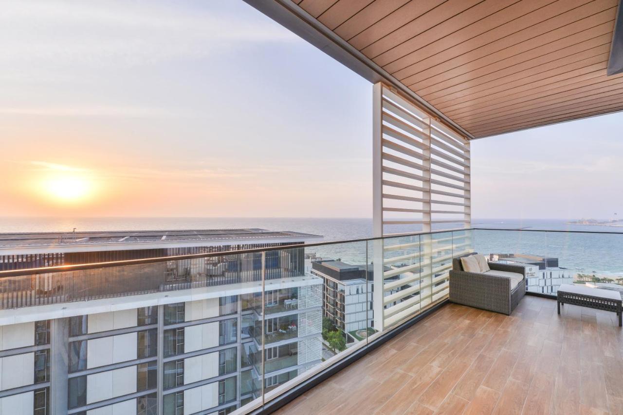Posh 2 Bedroom Oceanfront Apt In The Heart Of Bluewaters Island Дубай Экстерьер фото